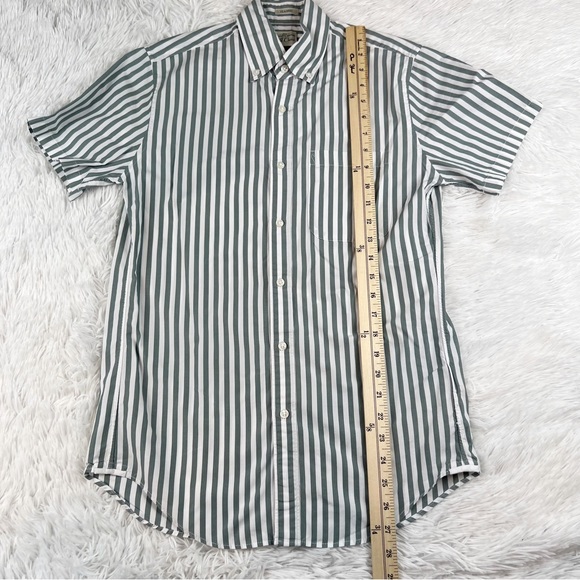 J Crew Men’s short sleeve classics fit striped casual button up shirt - Picture 3 of 8